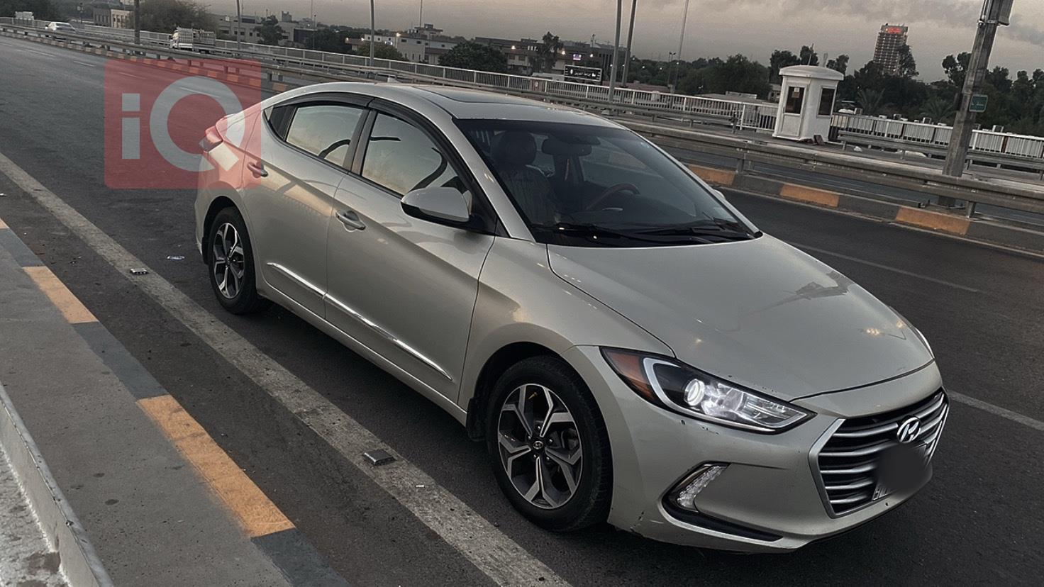 هيونداي النترا